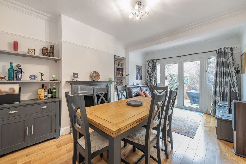 Dining Room- click for photo gallery